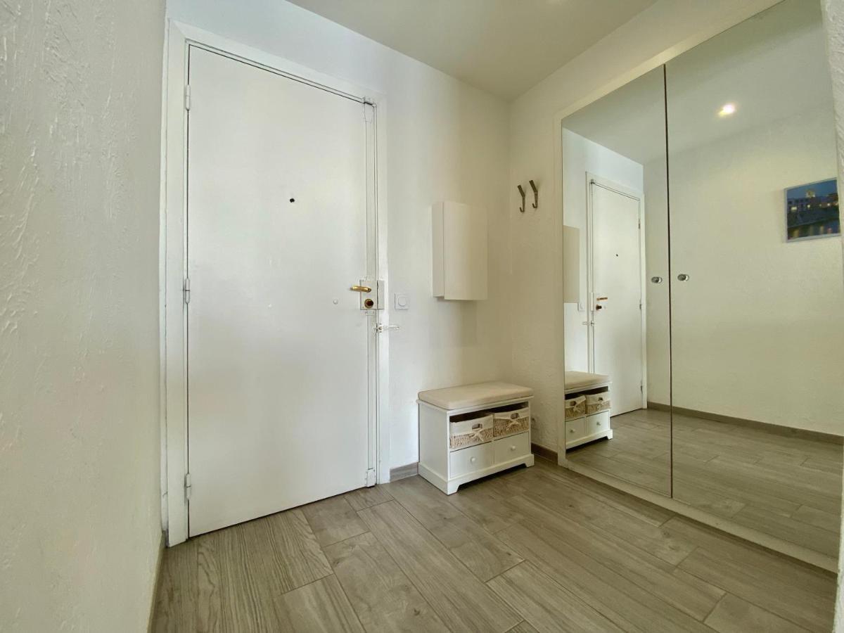 Apartamento Standing Center Bay T1 8eme Avec Vue Et Parking Antibes